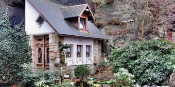 Jak zaprojektować ogródek przed domem?